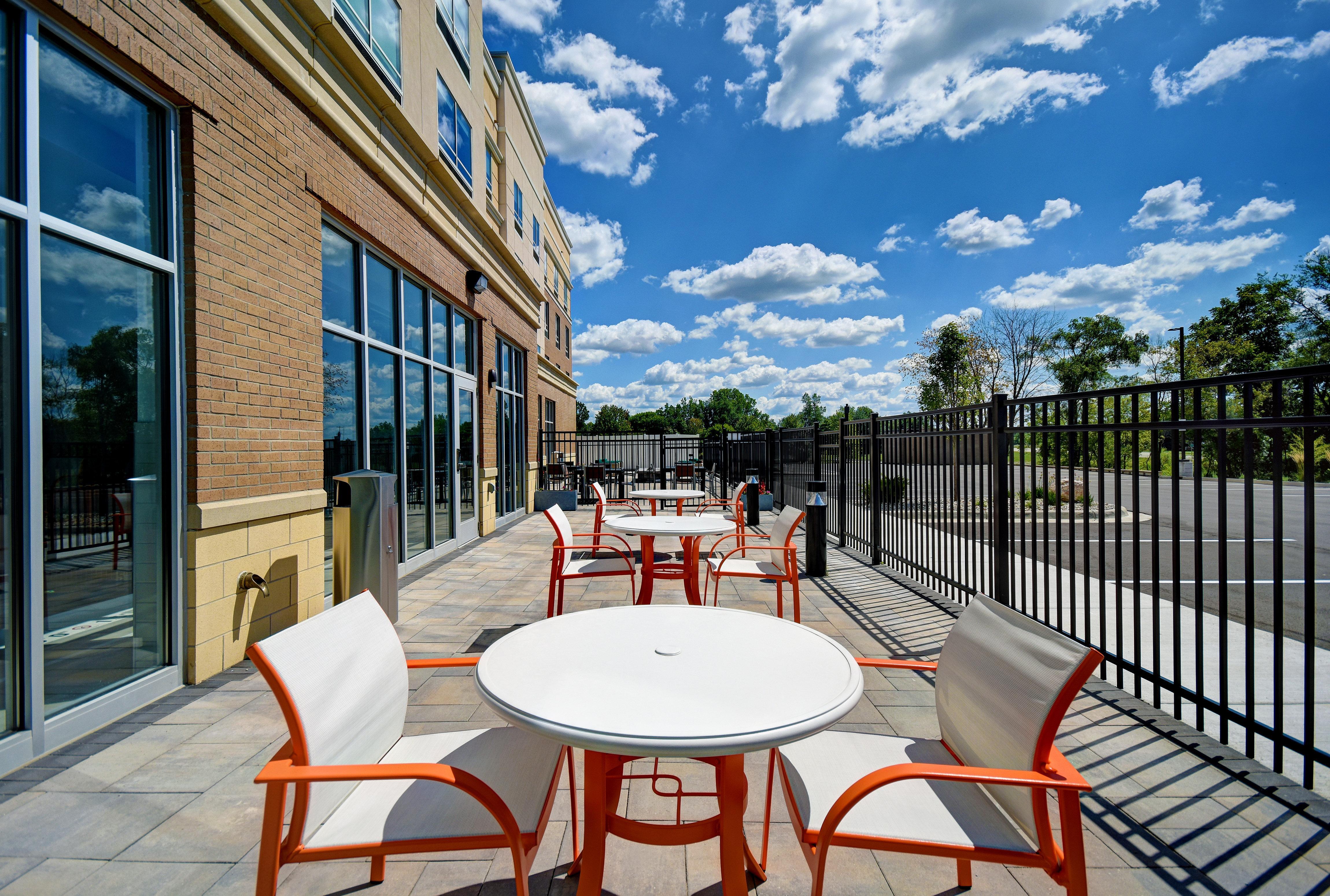 Holiday Inn Grand Rapids North - Walker By Ihg Esterno foto
